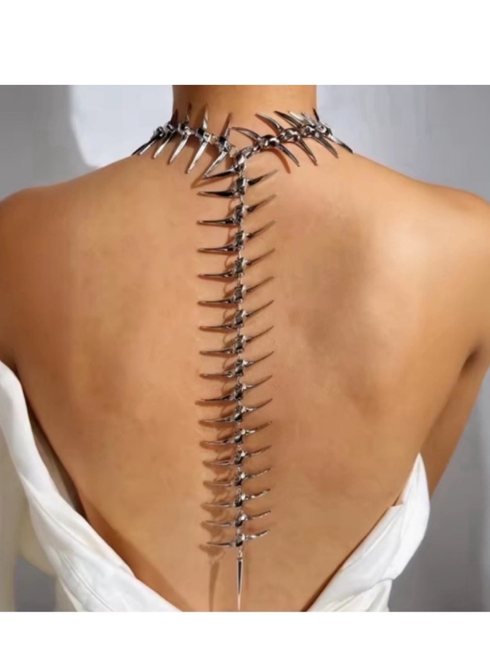 Silver Spine Back Necklace